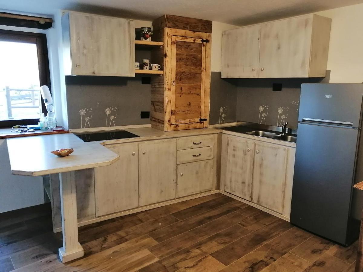Maison Perriail Vda Gressan N 0029 Exteriör bild