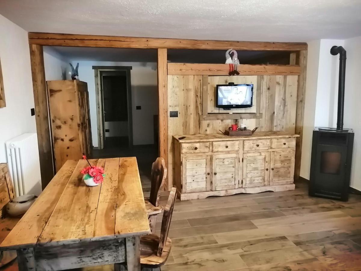 Maison Perriail Vda Gressan N 0029 Exteriör bild