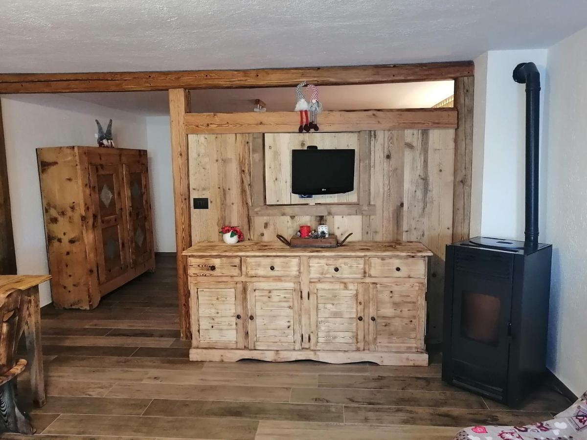 Maison Perriail Vda Gressan N 0029 Exteriör bild