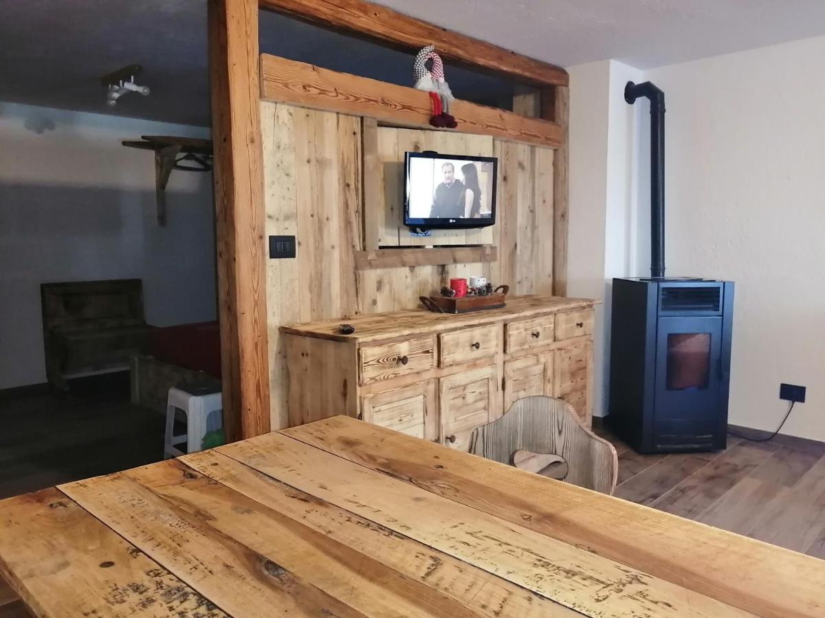 Maison Perriail Vda Gressan N 0029 Exteriör bild