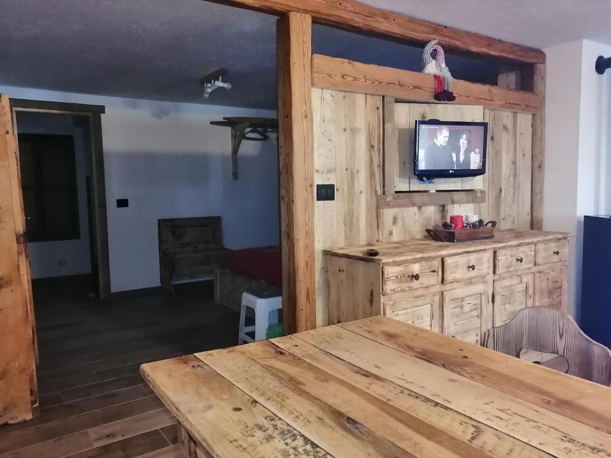 Maison Perriail Vda Gressan N 0029 Exteriör bild